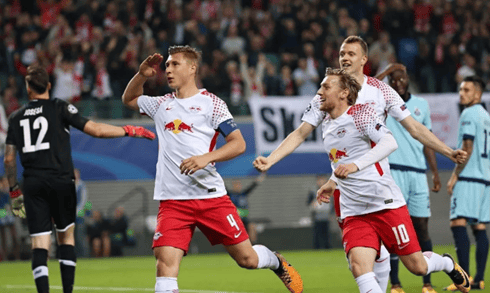  莱比锡红牛锋线火力全开强势登顶积分榜首